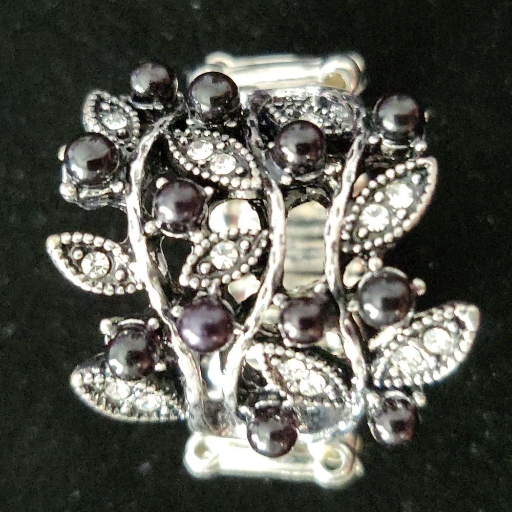 Paparazzi Black adjustable ring
